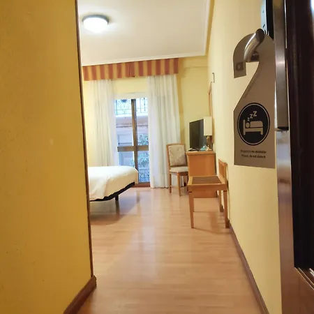 Alda Centro Hotel 3*