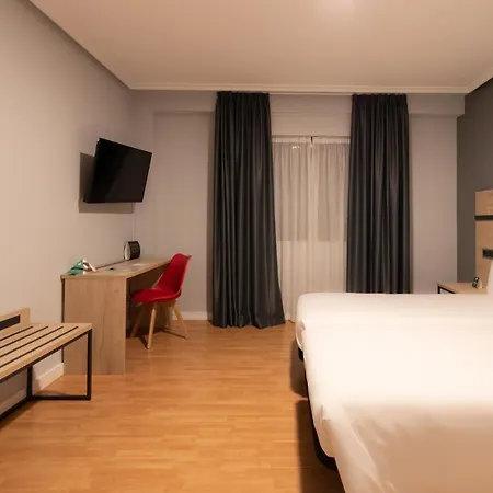Alda Centro Hotel 3*